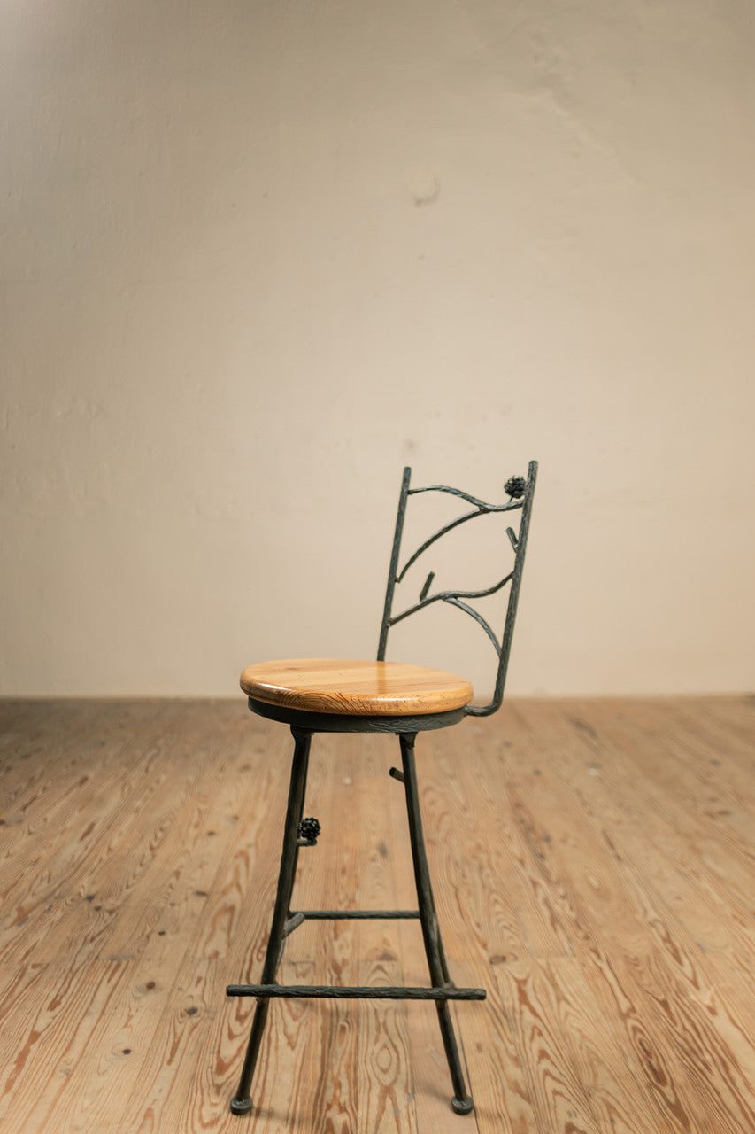 Urban Forge Evergreen Iron Stool