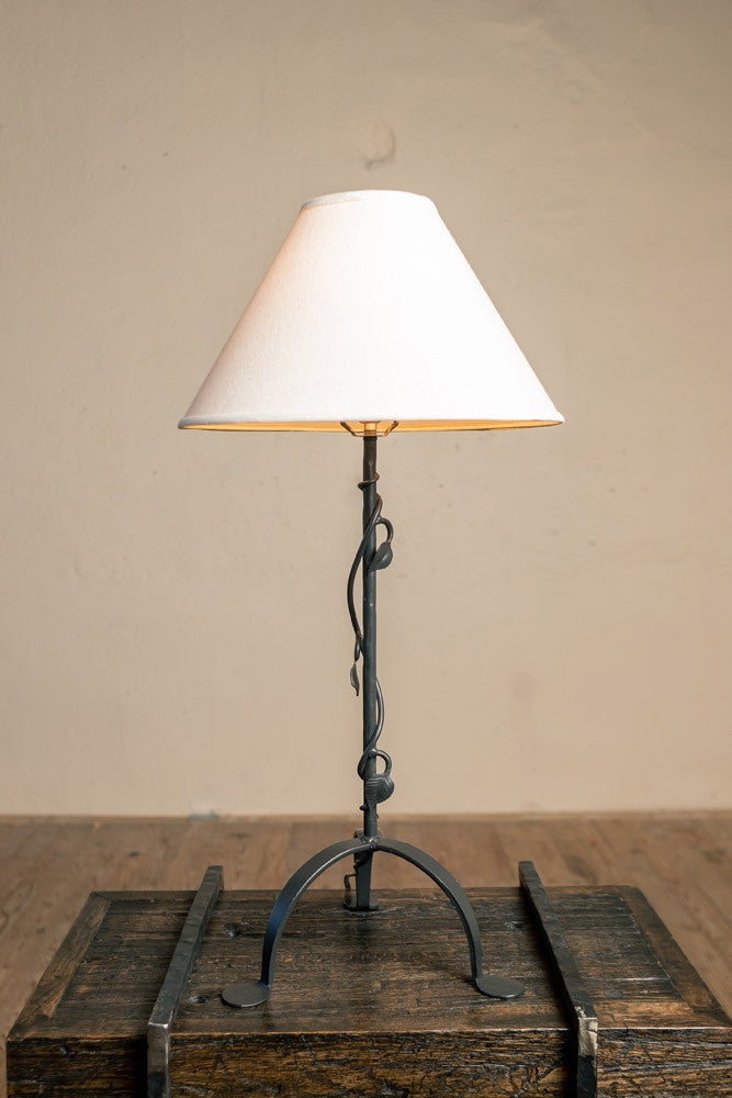 Urban Forge Sylamore Iron Table Lamp