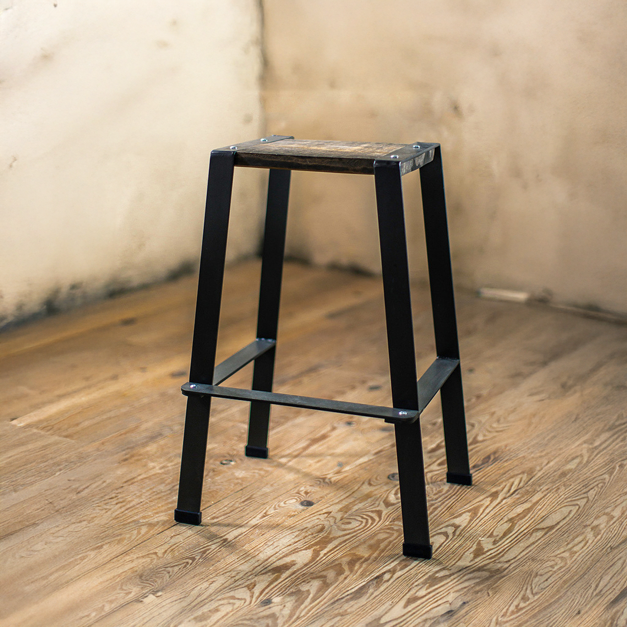 Urban Forge The 201 Forged Backless Stool