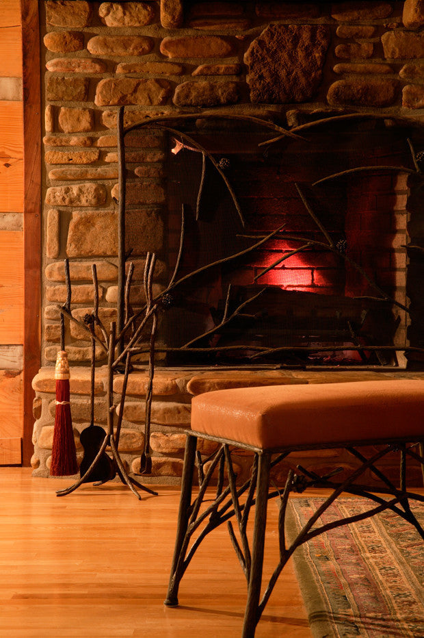 Urban Forge Evergreen Iron Single Panel Fire screen