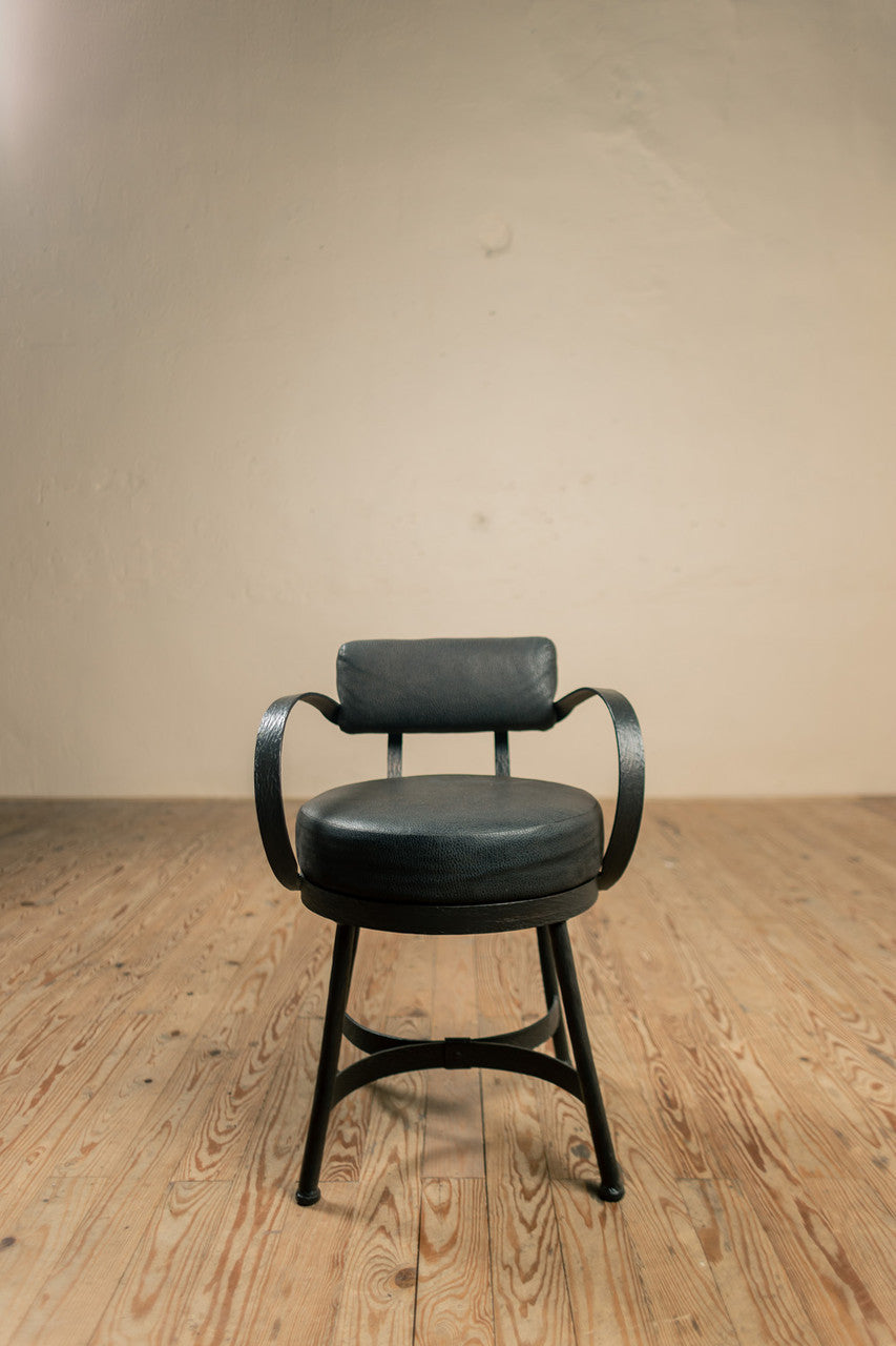 Urban Forge Huntington Iron Arm Chair