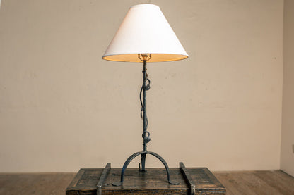 Urban Forge Sylamore Iron Table Lamp