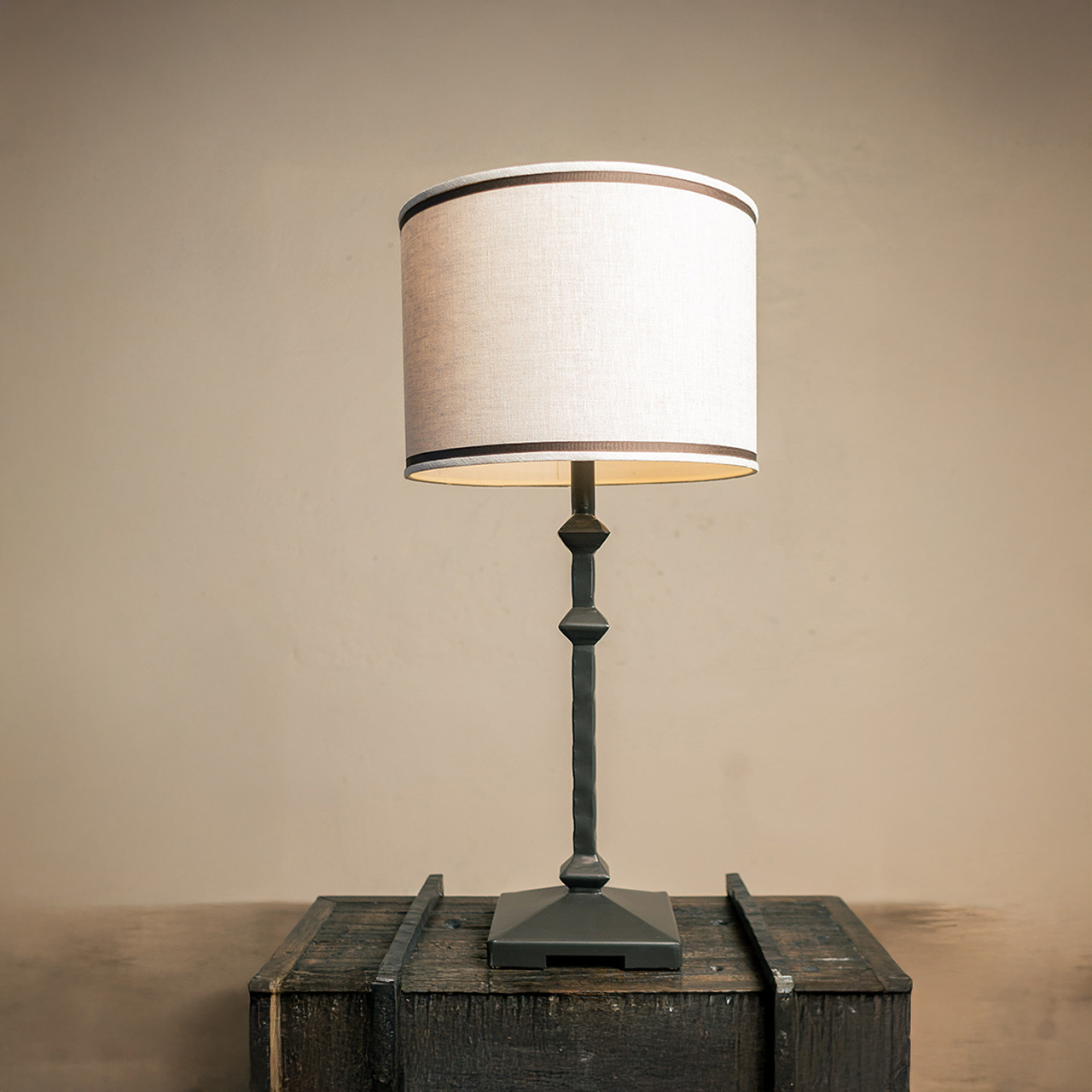Urban Forge Blackwell Iron Table Lamp