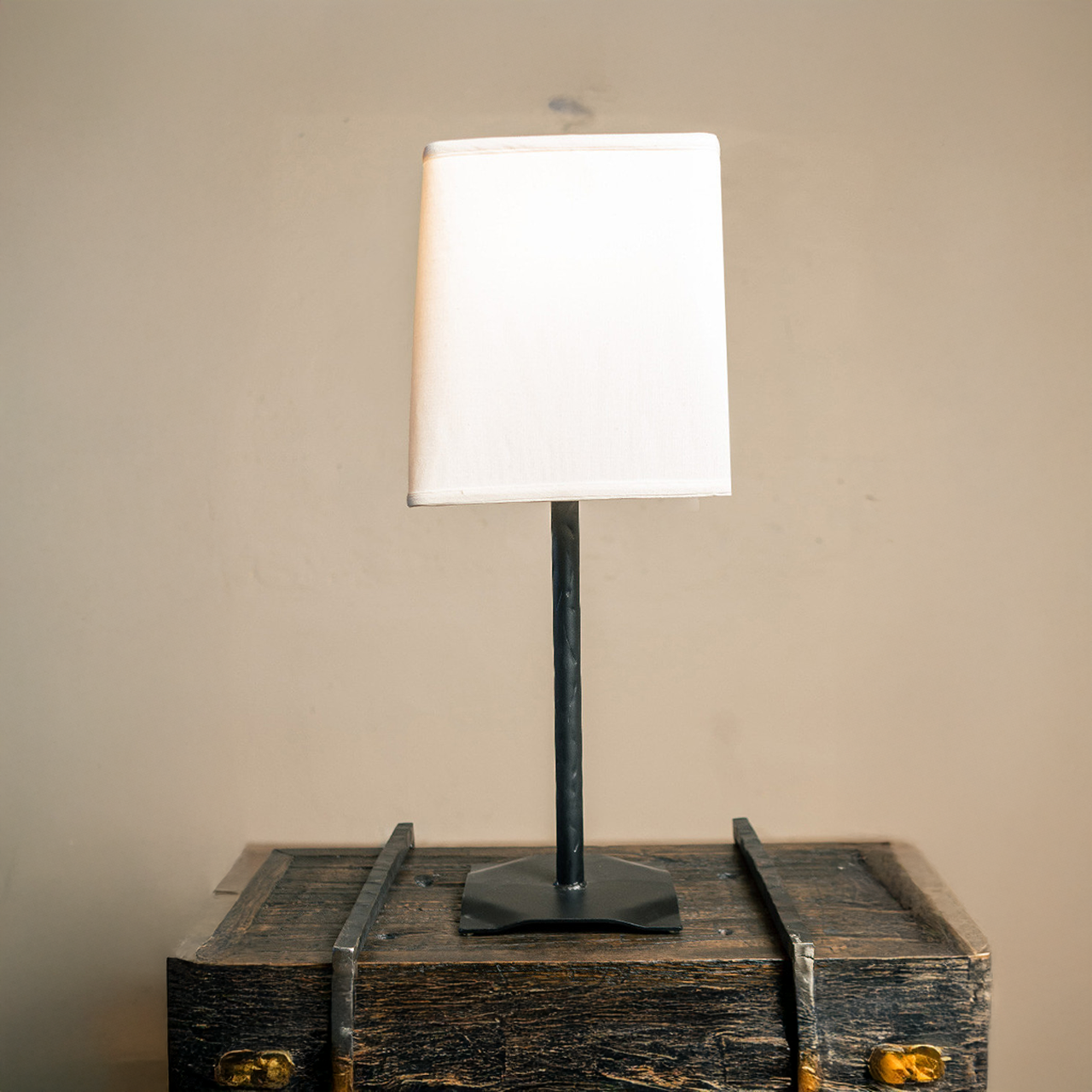 Urban Forge Greenwood Stick Iron Table Lamp