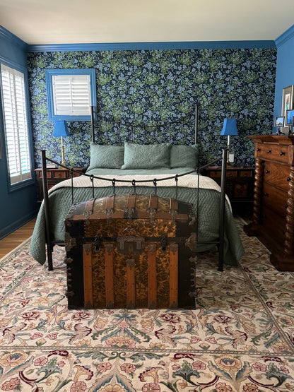Urban Forge Rose Bud Wrought Iron Bed