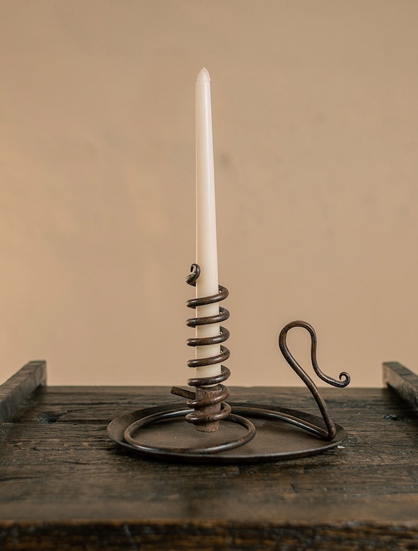 courting-iron-candle-holder.jpg